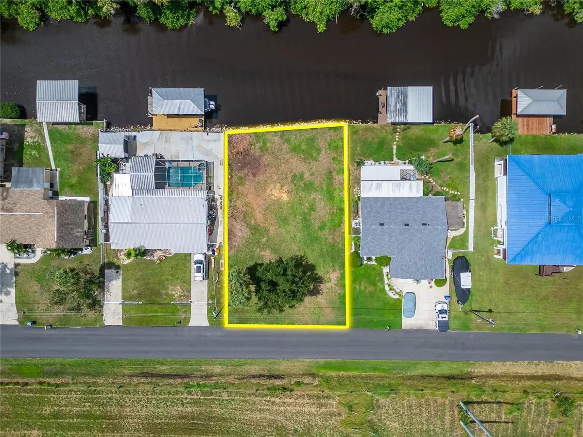 Bay Drive, Gibsonton, FL 33534 - #1