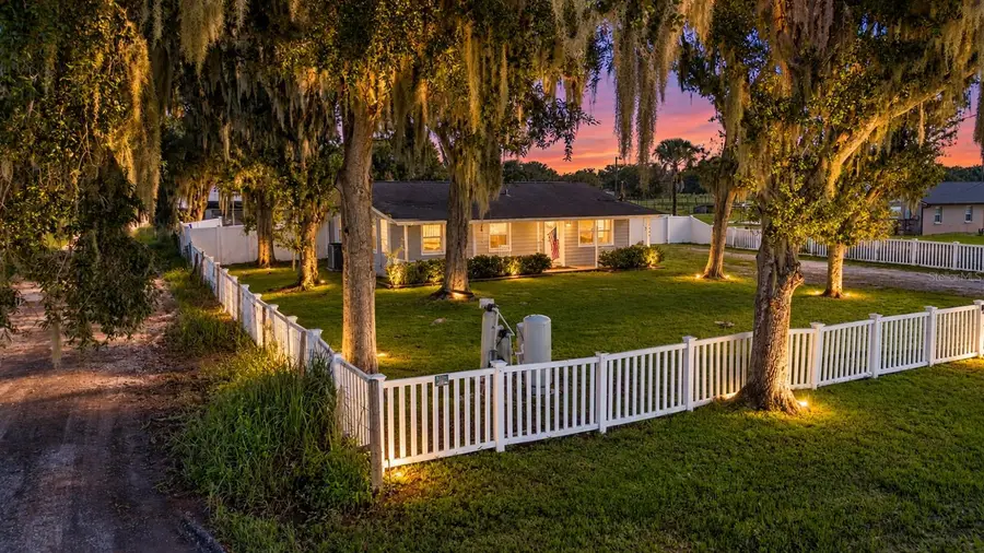 330 Moccasin Hollow Road, Lithia, FL 33547 - #2
