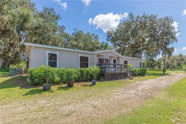 2250 Nichols Road, LITHIA, FL 33547