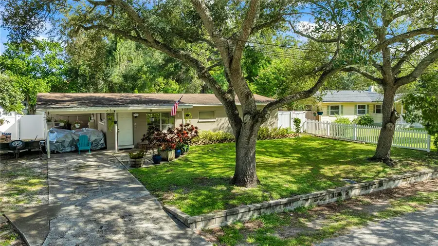 1104 E Lambright St, Tampa, FL 33604 - #2