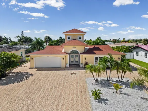 108 24th Street, BELLEAIR BEACH, FL 33786