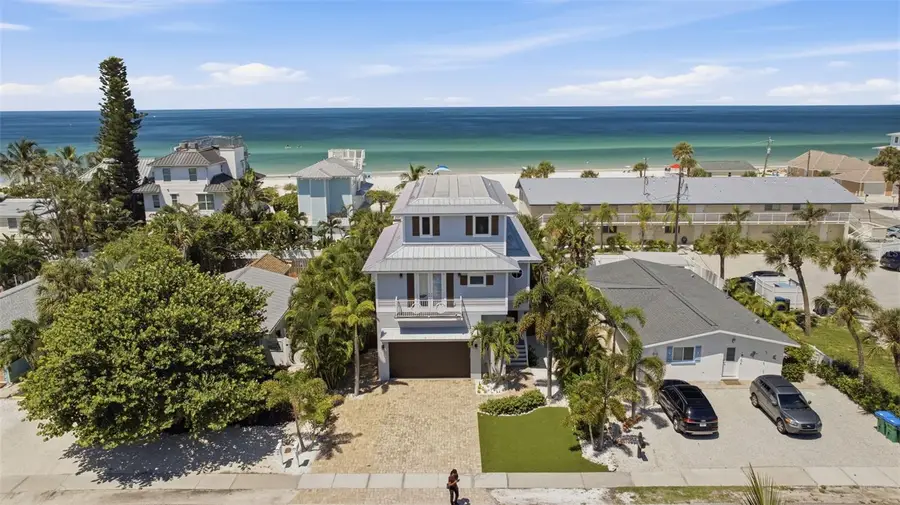3014 Avenue E, Bradenton Beach, FL 34217 - #2
