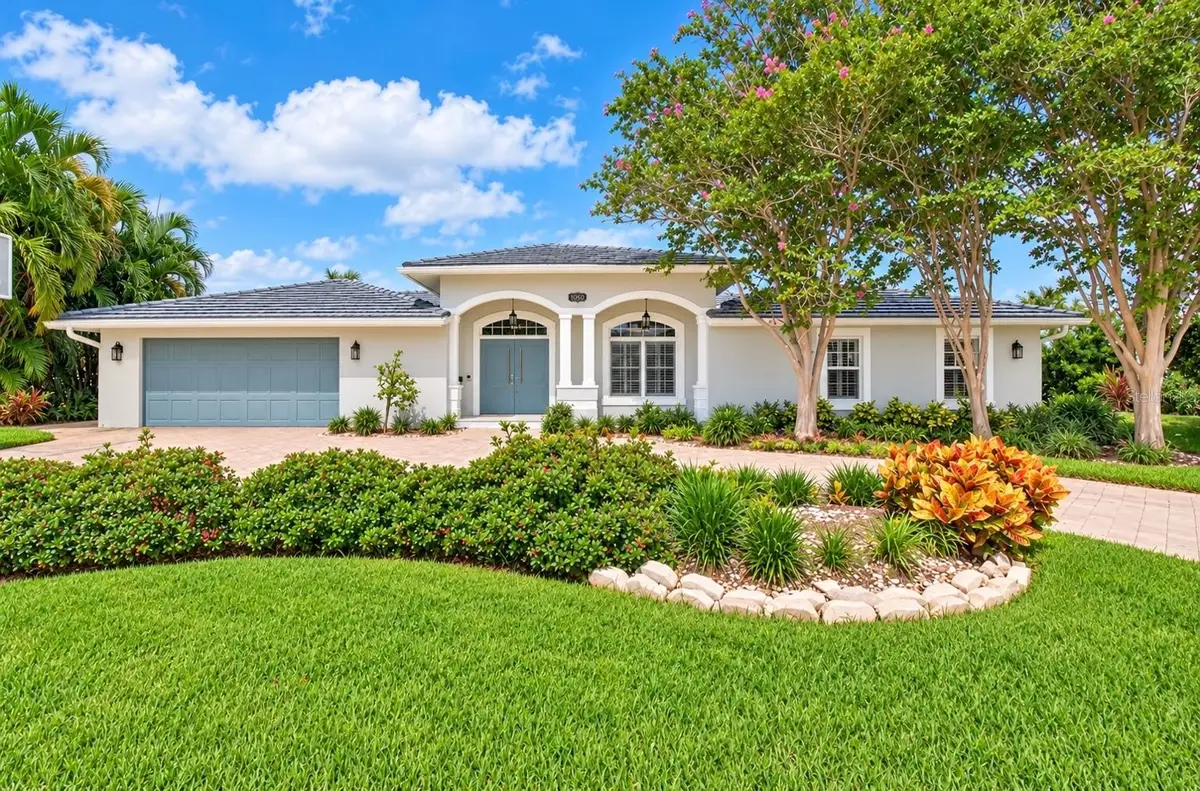 2023 Iowa Avenue Ne, Saint Petersburg, FL 33703 - #1