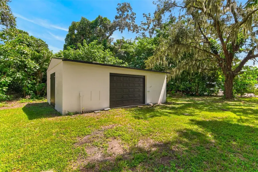 209 S Saint Cloud Avenue, Valrico, FL 33594 - #3