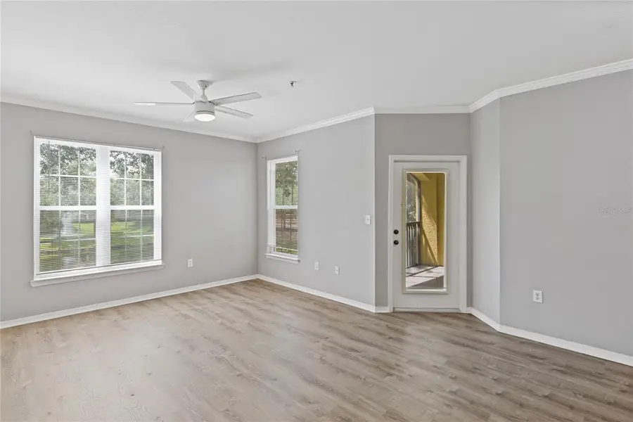 10105 Courtney Oaks Circle #203, Tampa, FL 33619 - #2