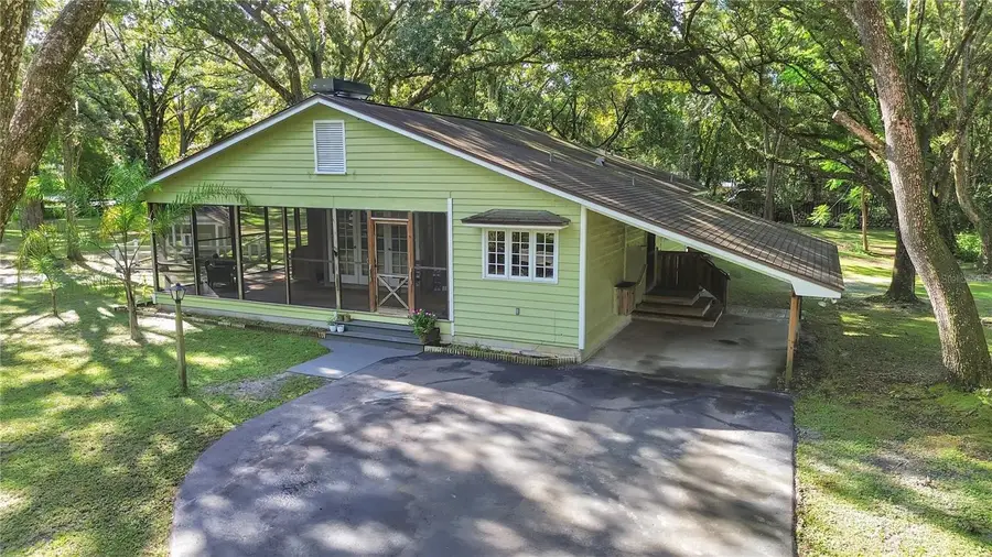 6075 Country Club Road, Zephyrhills, FL 33544 - #3