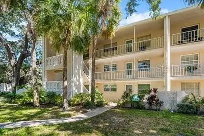 821 Patricia Avenue #202, DUNEDIN, FL 34698