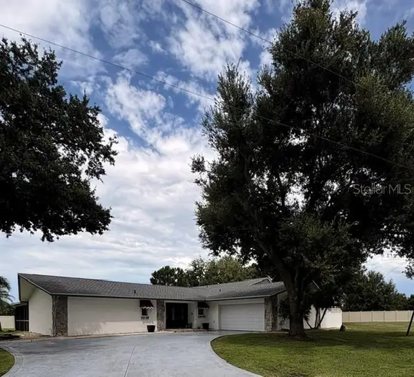 1936 Rolling Green Circle, SARASOTA, FL 34240