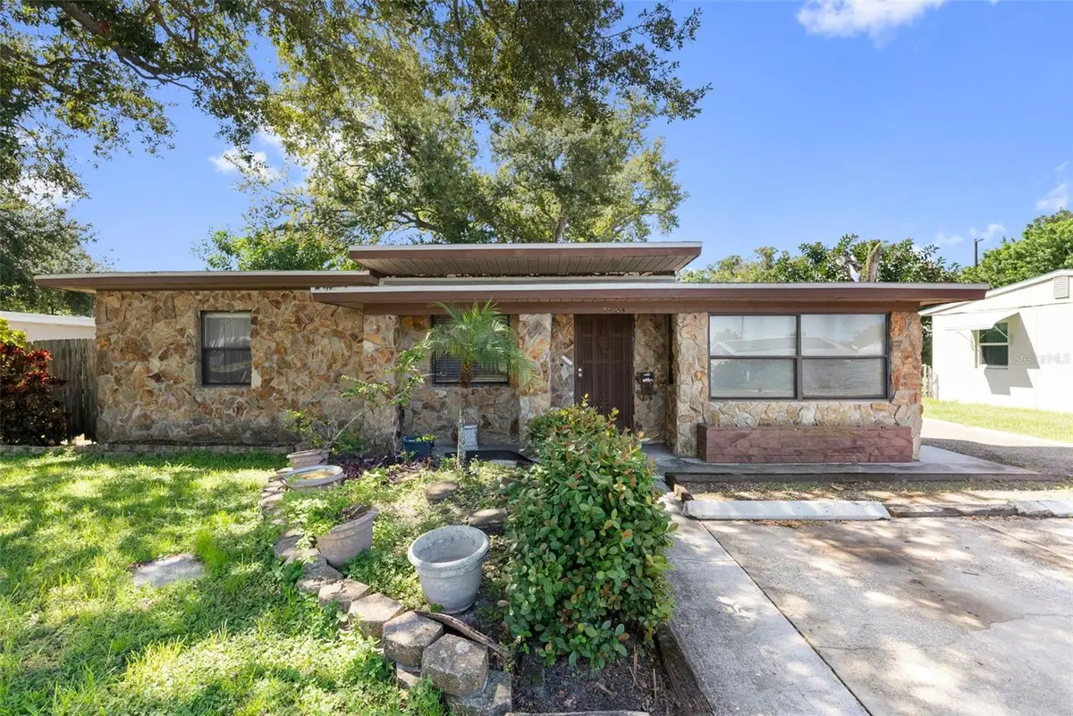1124 54th Avenue N, Saint Petersburg, FL 33703 - #1