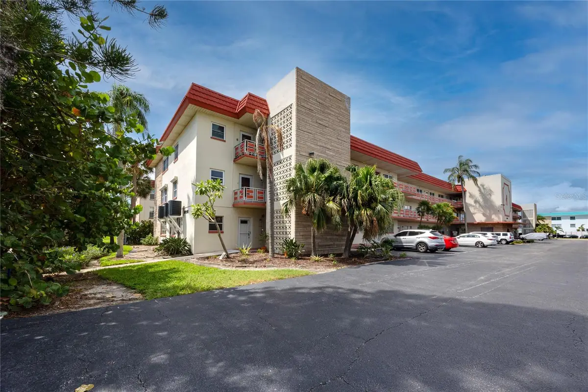 5840 30th Avenue S #201, Gulfport, FL 33707 - #1