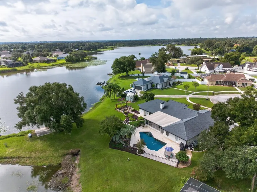 906 Retriever Avenue, Seffner, FL 33584 - #3