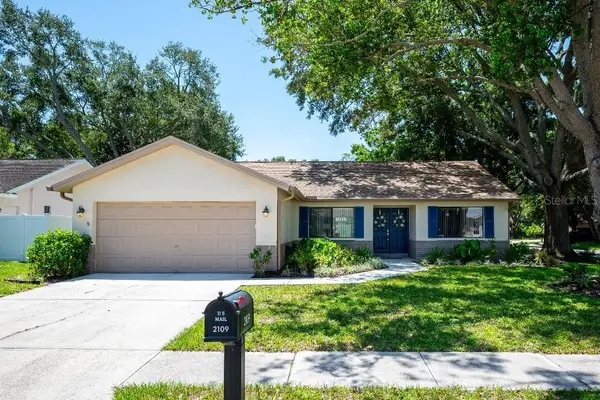 2109 Cypress Point Drive N, CLEARWATER, FL 33763