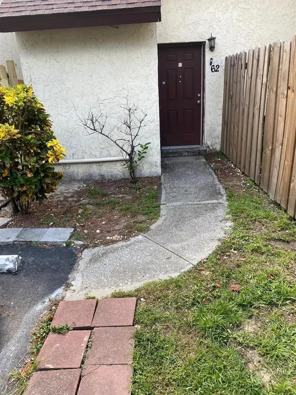 12414 N 58th Street #62, TAMPA, FL 33617