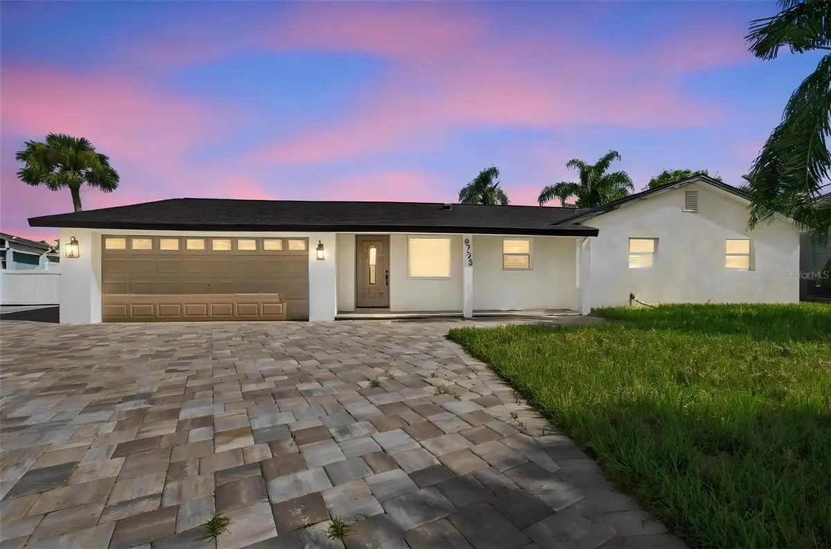 8725 Thornwood Lane, Tampa, FL 33615 - #1