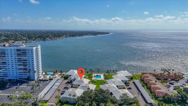 7300 Sunshine Skyway Lane S #106, ST PETERSBURG, FL 33711