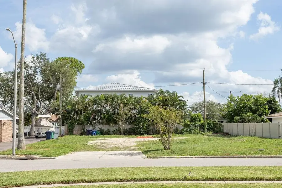 621 Hudson Avenue, Tampa, FL 33606 - #3