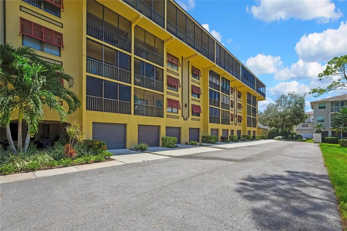 5775 Park Street N #402, Saint Petersburg, FL 33709 - #1