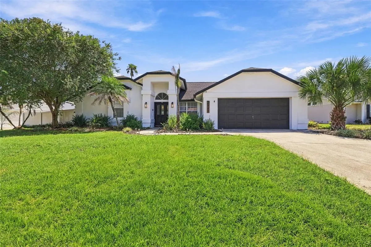 2722 Buckhorn Oaks Drive, Valrico, FL 33594 - #1