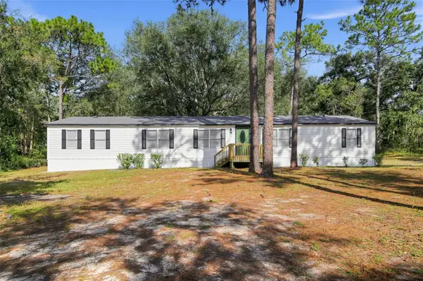 124 Hour Glass Circle, HAWTHORNE, FL 32640