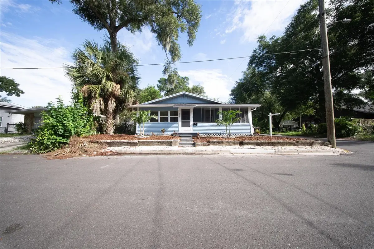 922 E Ida Street, Tampa, FL 33603 - #1