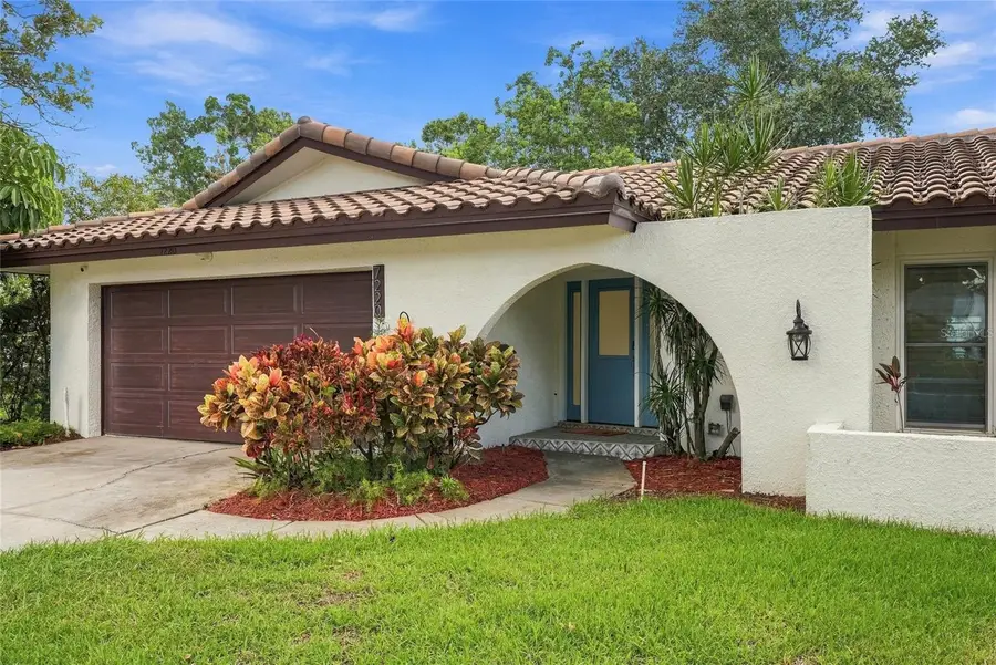 7220 Sunshine Drive S, Saint Petersburg, FL 33705 - #3