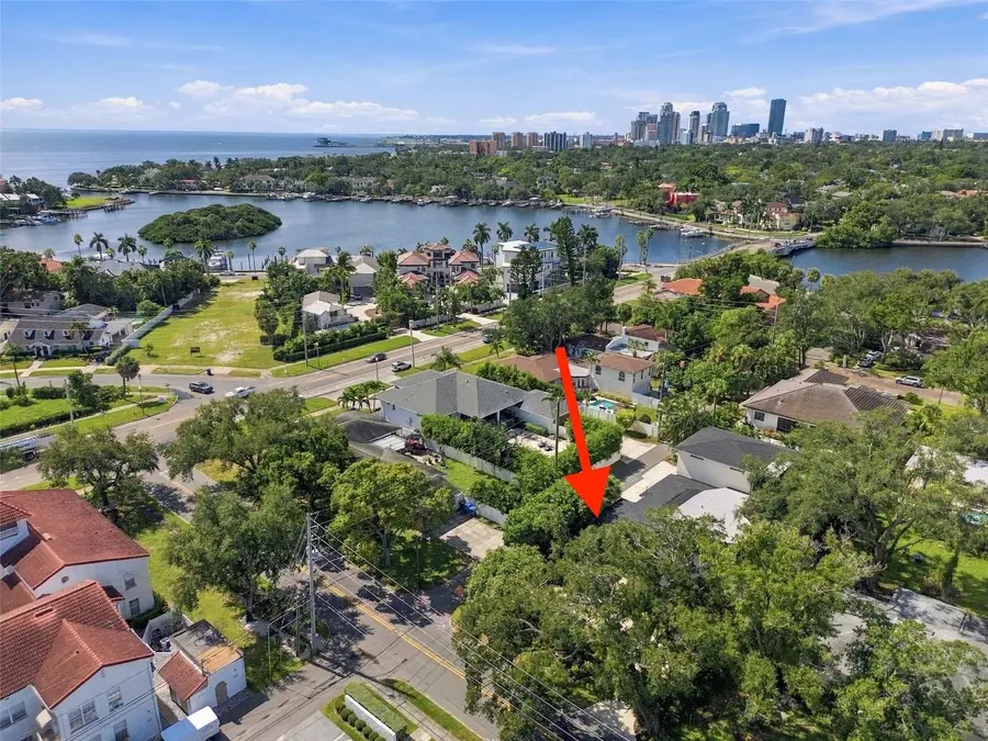 100 Monterey Boulevard Ne, Saint Petersburg, FL 33704 - #2