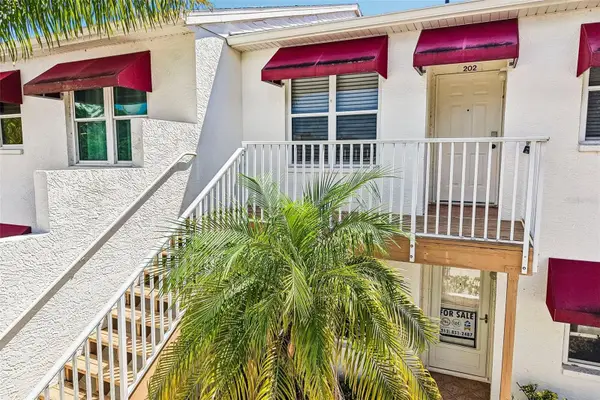 1400 Water View Drive W #202, LARGO, FL 33771