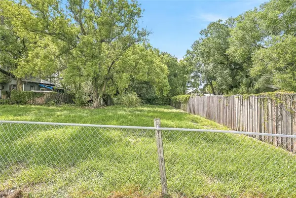 2904 N Elmore Avenue, TAMPA, FL 33602