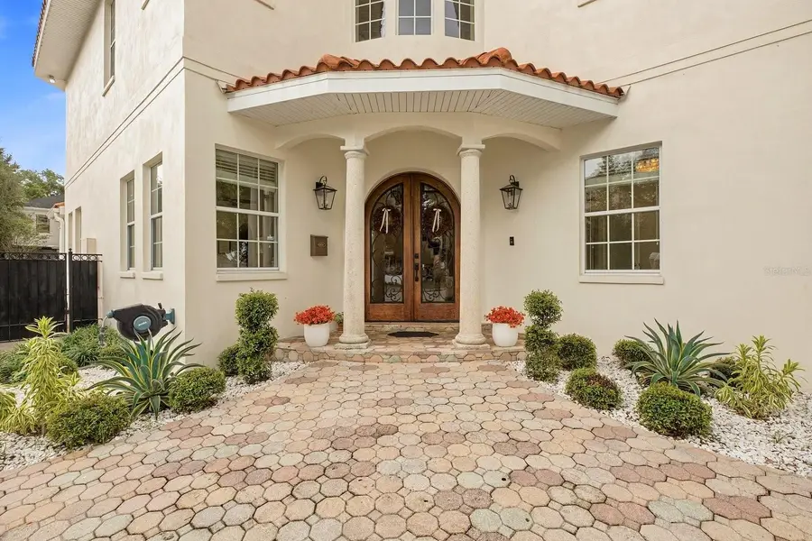 2721 N Royal Court, Tampa, FL 33602 - #3