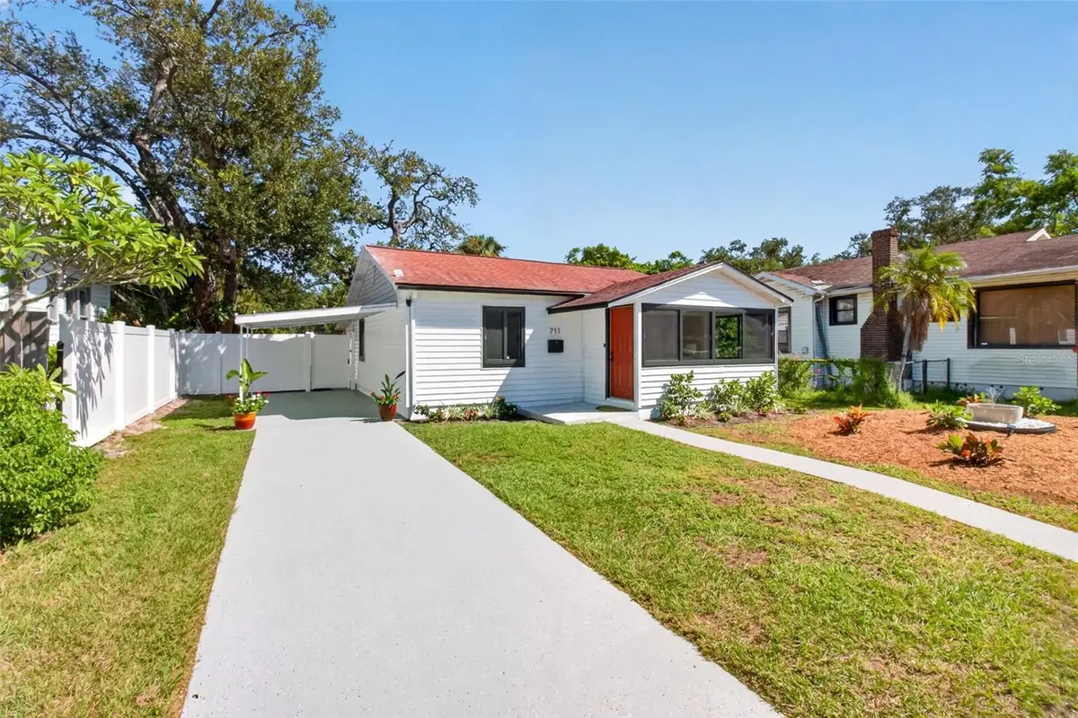 711 19th Avenue S, Saint Petersburg, FL 33705 - #1