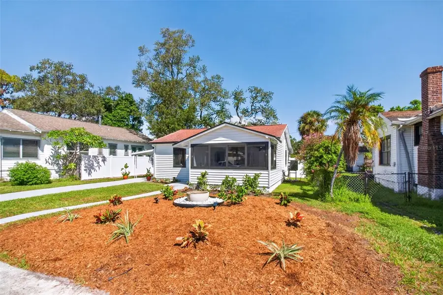 711 19th Avenue S, Saint Petersburg, FL 33705 - #3
