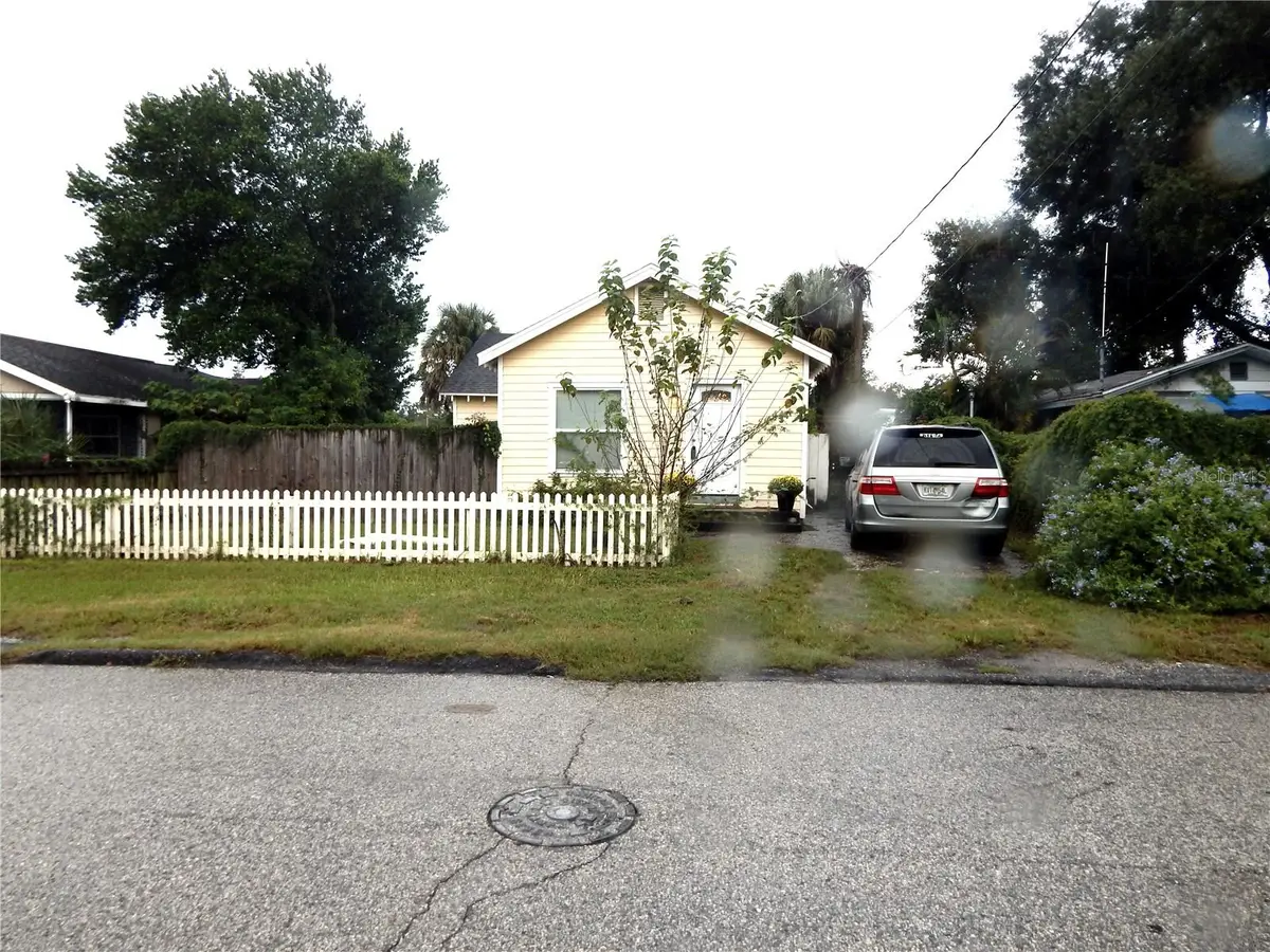 8608 N 9th Street, Tampa, FL 33604 - #1