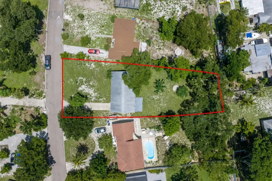 930 Alcazar Way S, Saint Petersburg, FL 33705 - #2