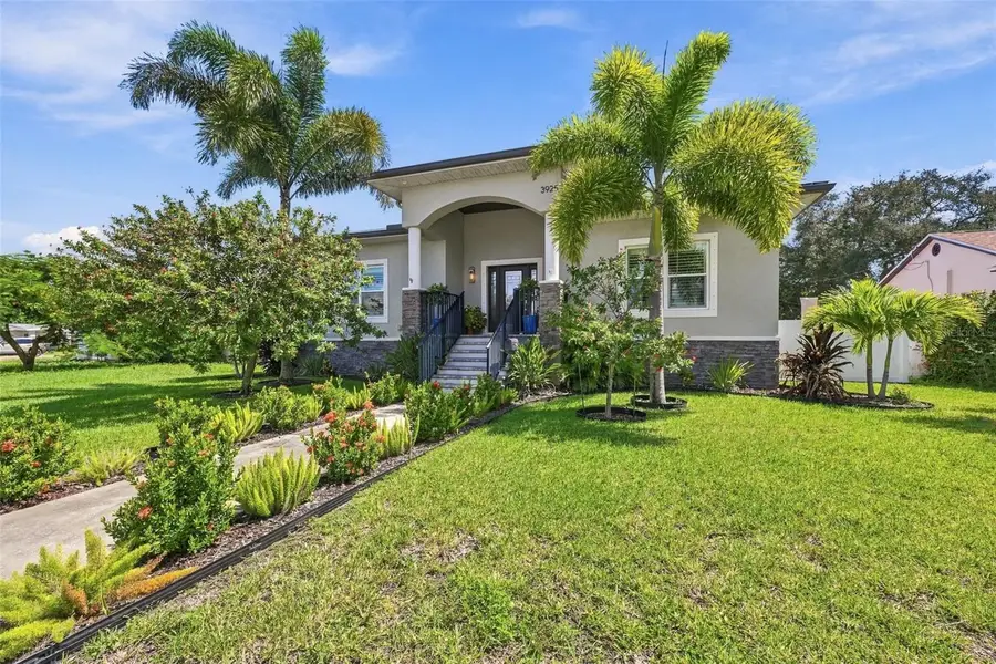 3925 1st Street Ne, Saint Petersburg, FL 33703 - #3