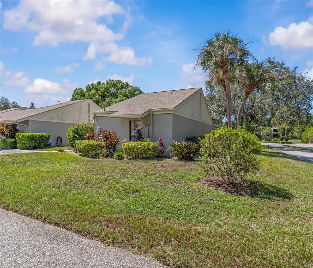 1 Windrush Bay Drive, Tarpon Springs, FL 34689 - #1