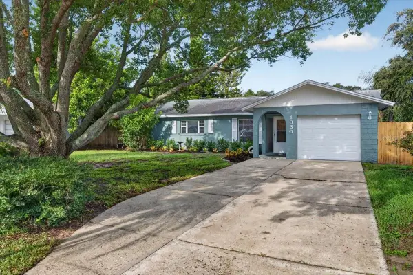 1330 Wildwood Court, DUNEDIN, FL 34698