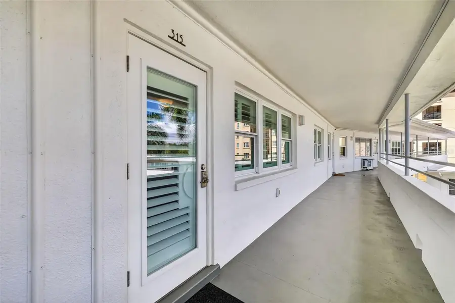 491 1st Street S #315, Saint Petersburg, FL 33701 - #2