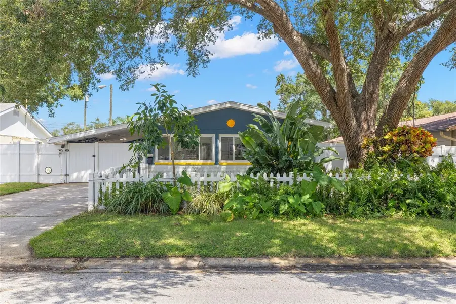 613 Cedarwood Street N, Saint Petersburg, FL 33703 - #3