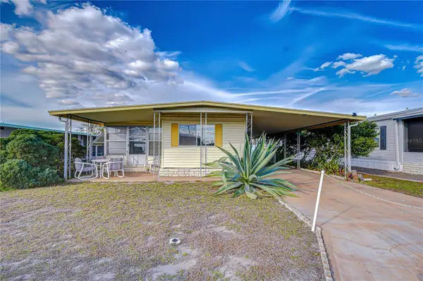 35023 Zephyr Shores Drive, ZEPHYRHILLS, FL 33541