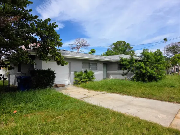 1595 Arizona Avenue Ne, ST PETERSBURG, FL 33703