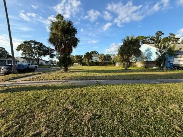 247 81st Avenue N, Saint Petersburg, FL 33702 - #1