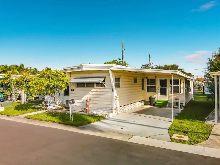 10118 N Lake Drive #30, Largo, FL 33773 - #2