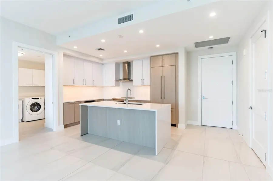 275 1st Avenue South #2208, Saint Petersburg, FL 33701 - #2