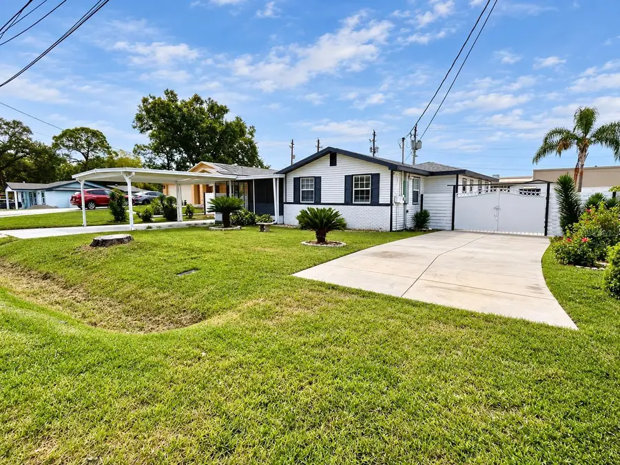 8512 Sunbeam Lane, Tampa, FL 33615 - #2