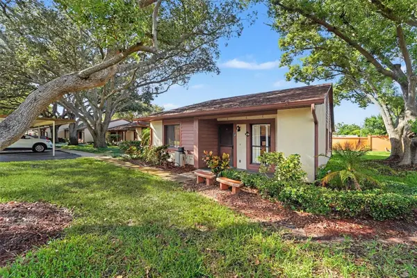 7425 Greystone Drive, HUDSON, FL 34667