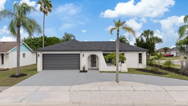 1016 Fuchsia Drive, HOLIDAY, FL 34691