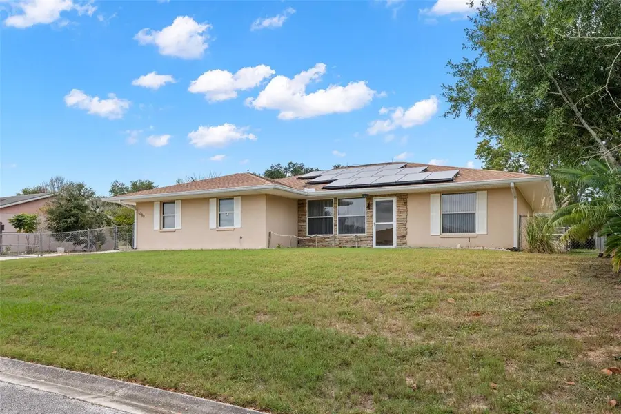 1000 Edmund Avenue, Dundee, FL 33838 - #2