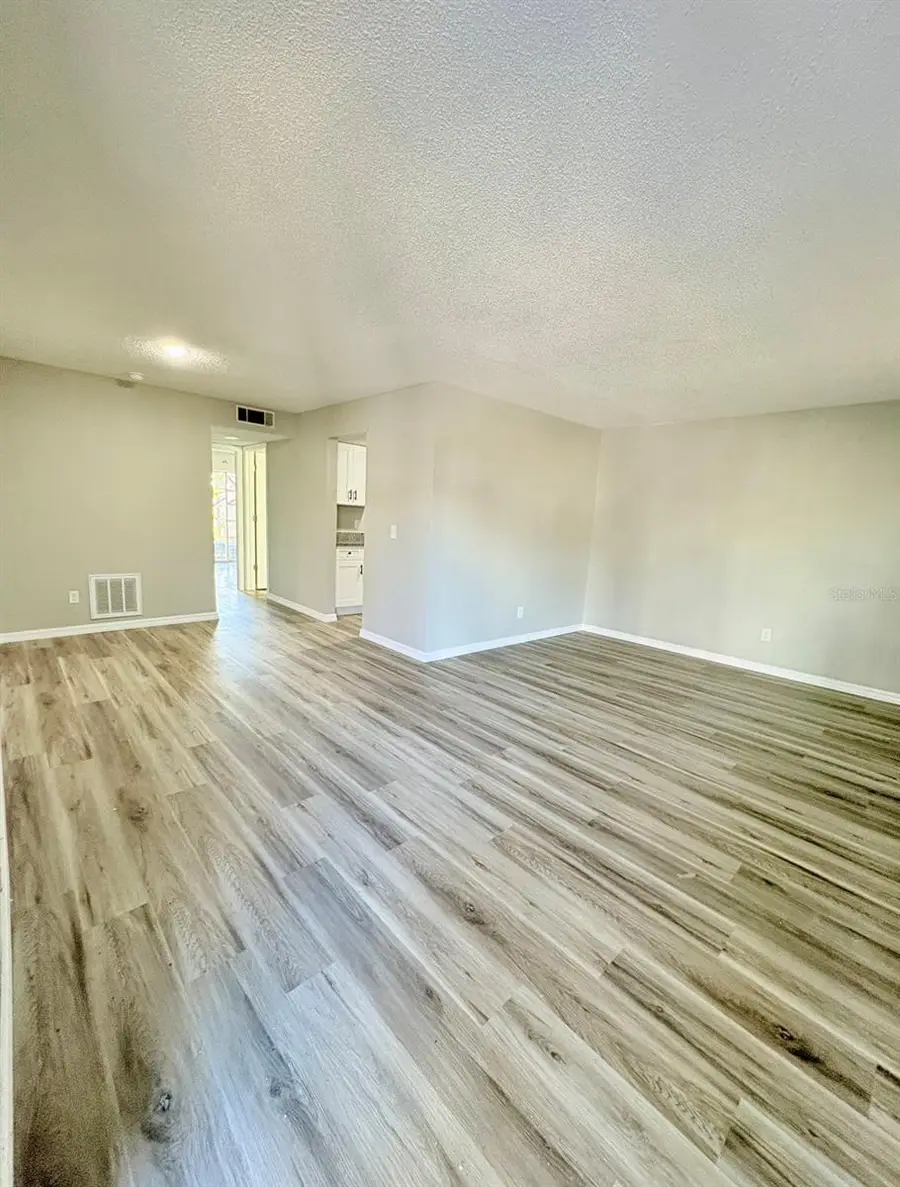 9005 Tudor Drive #H105, Tampa, FL 33615 - #2