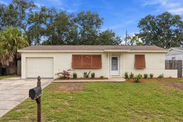 10473 Cirimoya Lane, SEMINOLE, FL 33772