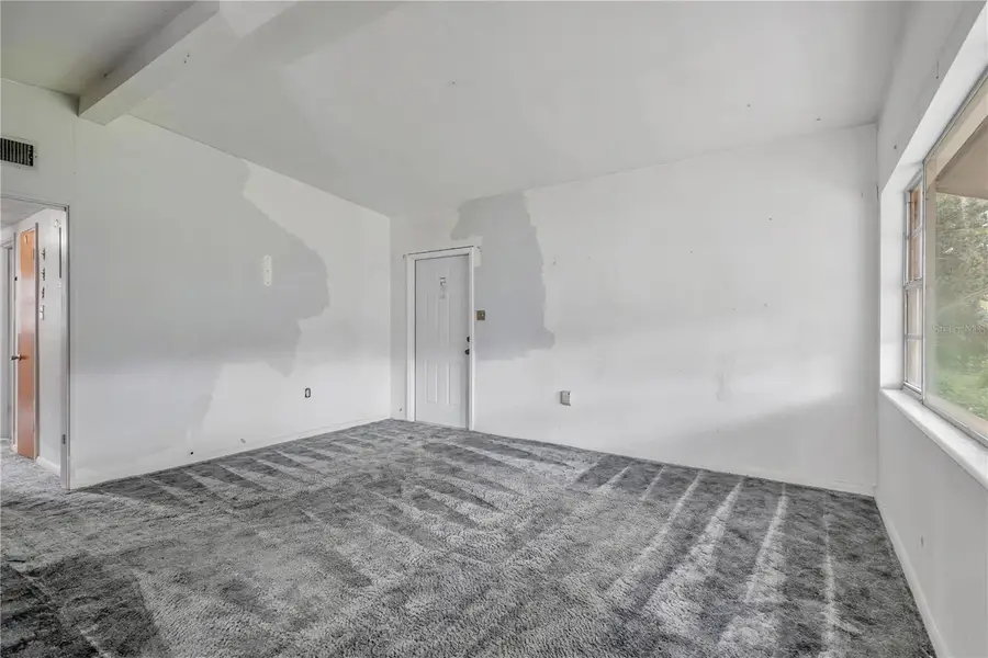 2002 E Crenshaw Street, Tampa, FL 33610 - #3